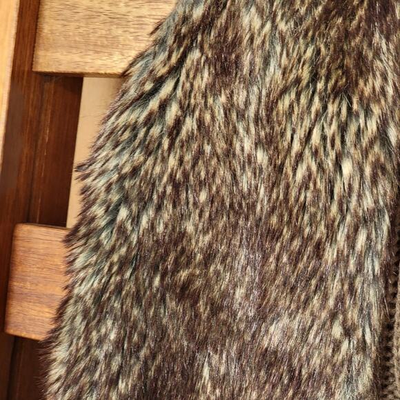 Romeo & Juliet Couture Brown Wool & Faux Fur Vest, Sz M - Picture 2 of 6